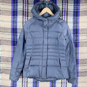 The‎ North Face 550-fill down hooded puffer jacket in charcoal grey